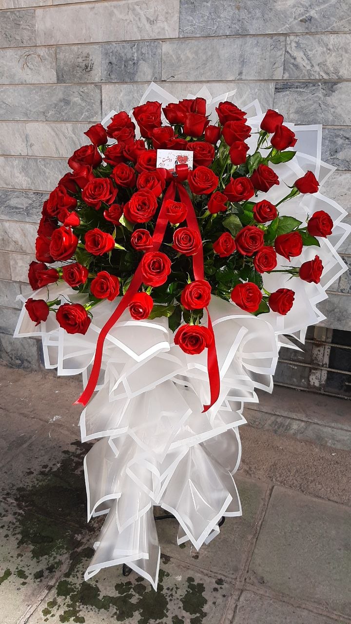 پایه گل رز هلندی طبیعی مناسب تزئین و ساخت دسته‌گل‌های لوکس